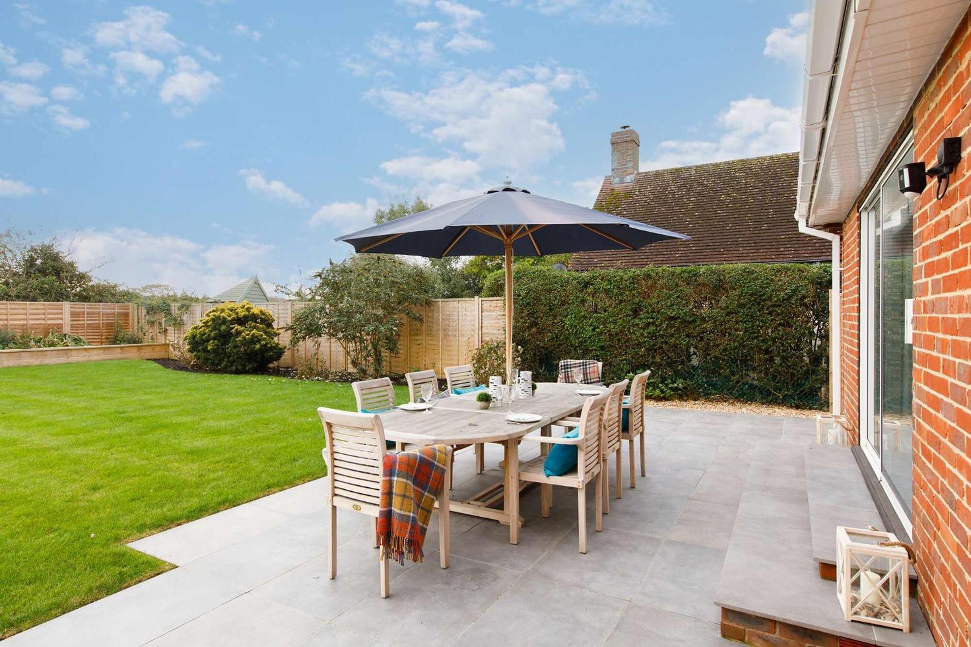 Spacious Home For 8 In Witterings - Walk To Beach East Wittering Kültér fotó
