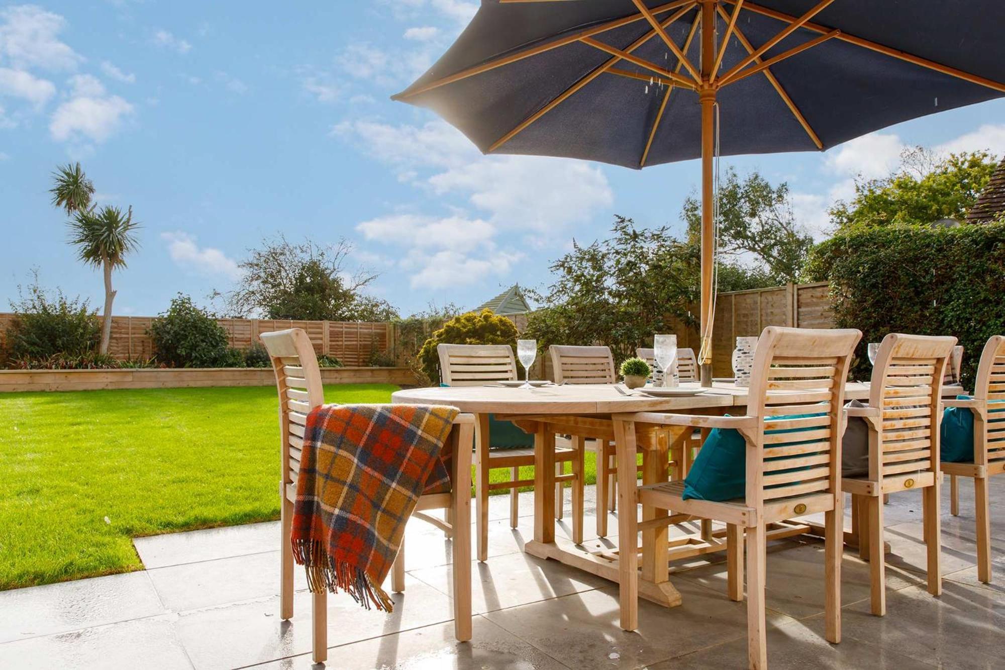Spacious Home For 8 In Witterings - Walk To Beach East Wittering Kültér fotó